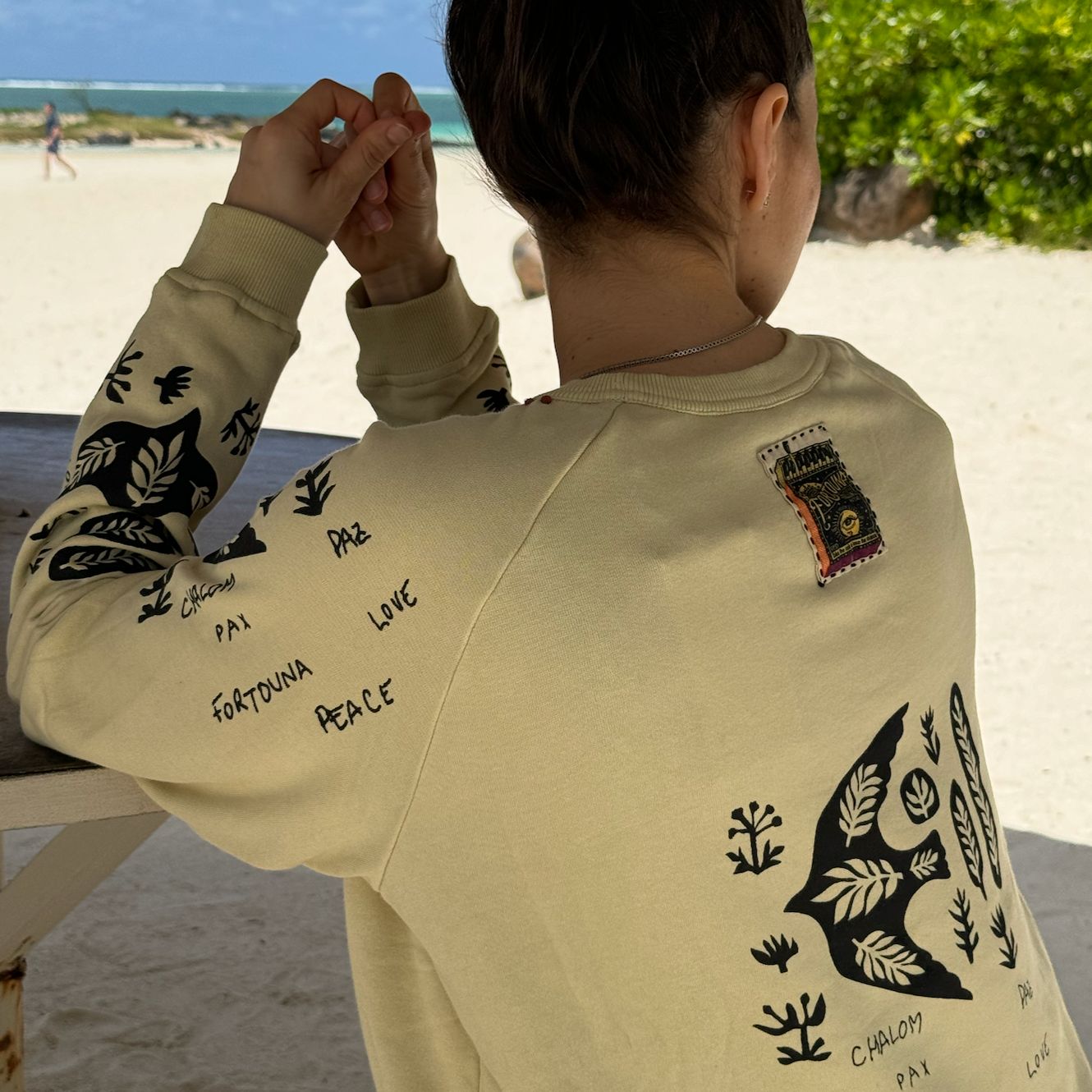 BIRDY VANILLA SWEAT-SHIRT